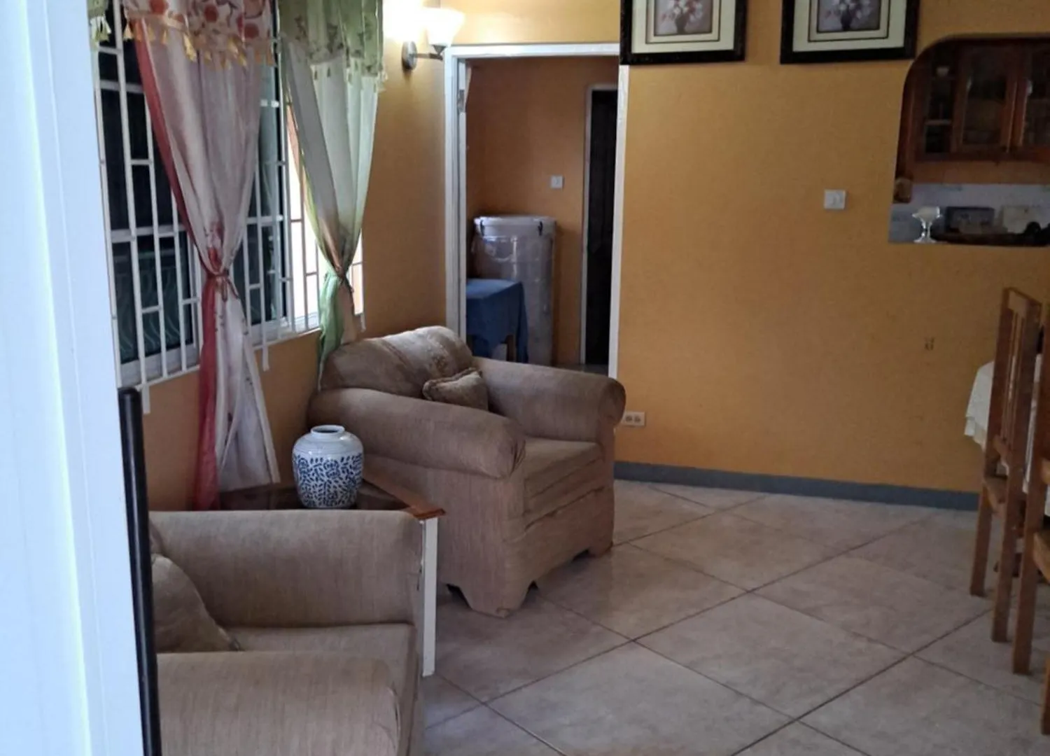 Chaudhry House Montego Bays- 2Nd Floor Apt Gasthuis